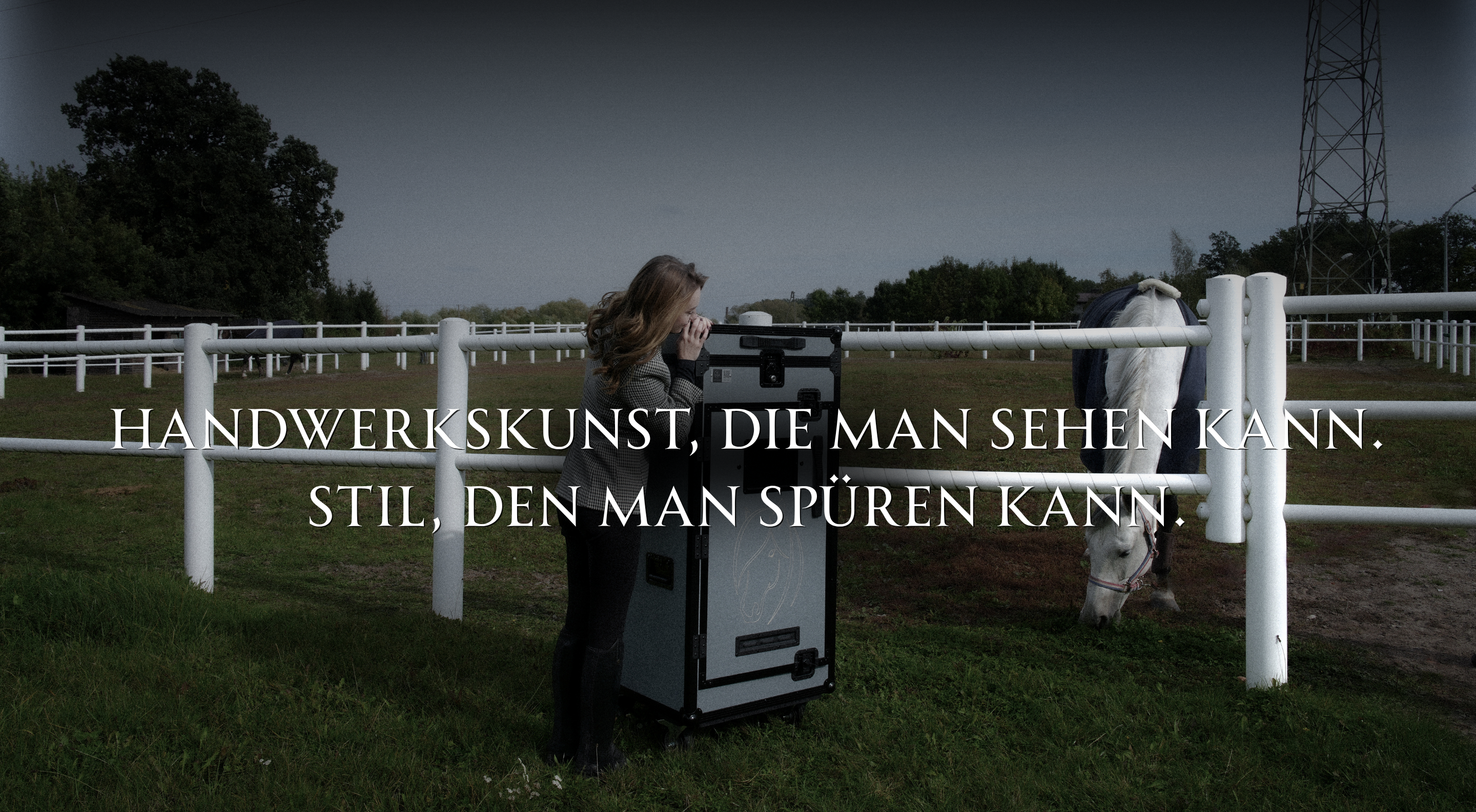 Cavlux | Sattelschränke